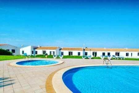 Mestral Apto En Planta Baja Con Piscina Arenal d'en Castell Eksteriør billede